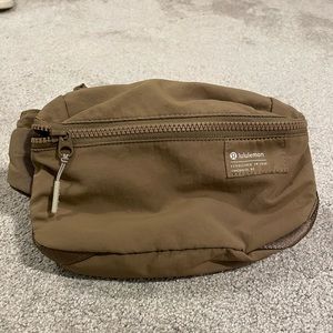 Lululemon belt bag